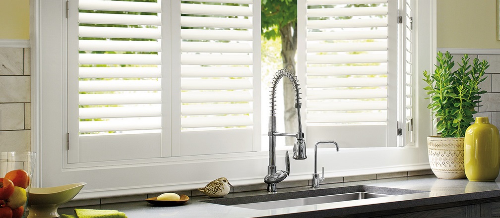 Pros And Cons Of Wood Shutters vs Vinyl Shutters - Graham's and Son
