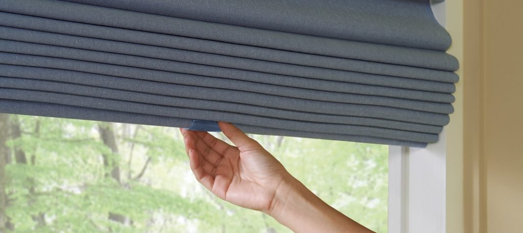 Cordless Blinds Won't Go Down? 5 Quick Tips to Fix Them – Factory Direct  Blinds