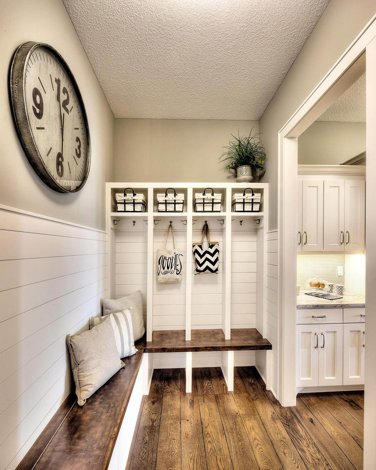 7 Stunning Shiplap Wall Design Ideas - Graham's and Son