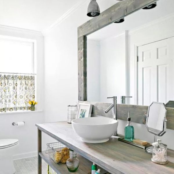 Farmhouse Bathroom2-BHG-PhotoRoom Farmhouse Bathroom2-BHG-PhotoRoom